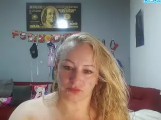 emperatrizmessy's Live Sex Cam Show