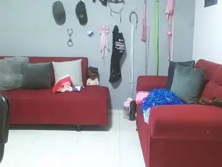 emperatrizmessy's Live Sex Cam Show