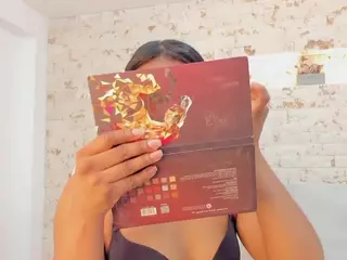 Julianna-Smith's Live Sex Cam Show