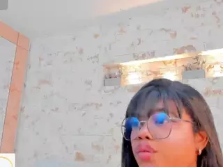 Julianna-Smith's Live Sex Cam Show