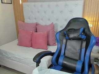 kitty-kayo's live room