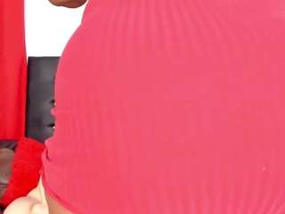 leonoraduques33 webcam model