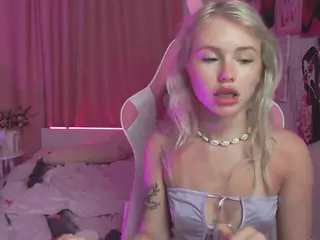LexiiLore's Live Sex Cam Show