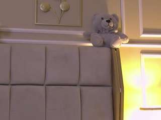 serenabennet's CamSoda show and profile