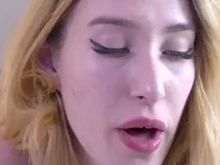 Serena's Live Sex Cam Show