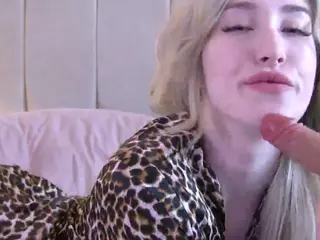 Serena's Live Sex Cam Show