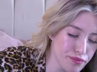 Serena's Live Sex Cam Show