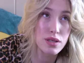 Serena's Live Sex Cam Show