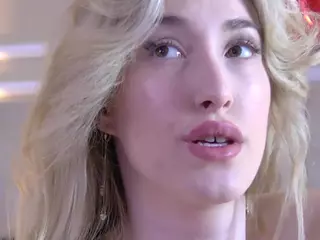 Serena's Live Sex Cam Show
