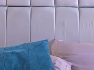 Serena's Live Sex Cam Show