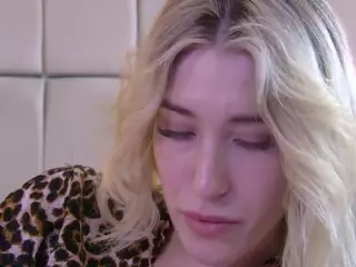 Serena's Live Sex Cam Show