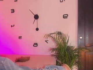 xiimena-joness Live Webcam on CamSoda