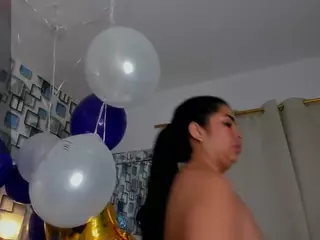 cambell-bigbotty's Live Sex Cam Show