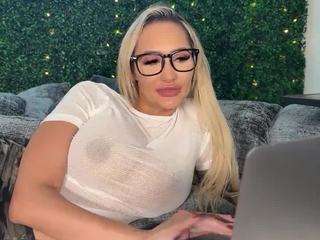 haliahill Live Webcam on CamSoda