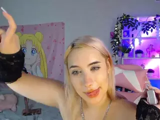 MoranaKit's Live Sex Cam Show