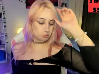 MoranaKit's Live Sex Cam Show