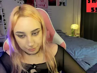 MoranaKit's Live Sex Cam Show