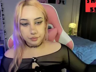 MoranaKit's Live Sex Cam Show