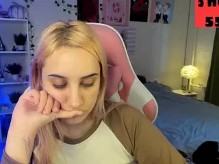 MoranaKit's Live Sex Cam Show