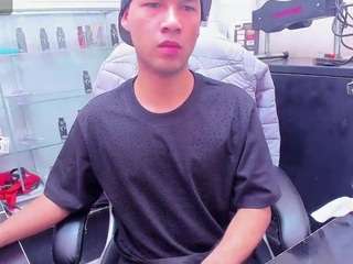 peterhot18 Live Webcam on CamSoda