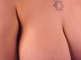anuricbriny Live Webcam on CamSoda