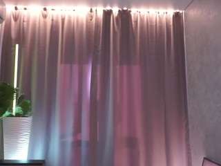 AnuricBriny live cam preview