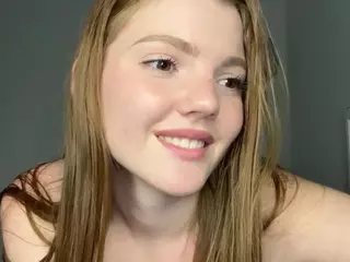 KristalWynn's Live Sex Cam Show