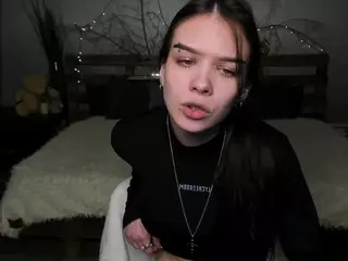 LaylaShineee's Live Sex Cam Show