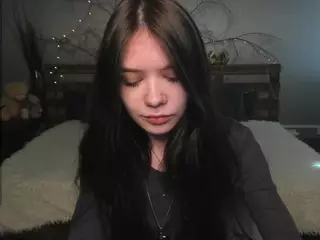 LaylaShineee's Live Sex Cam Show