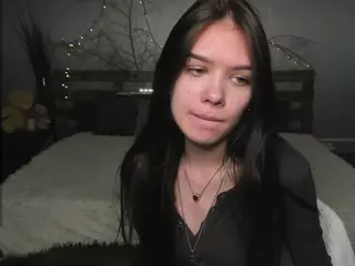 LaylaShineee's Live Sex Cam Show