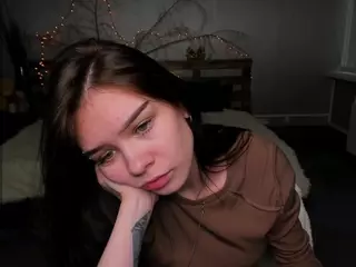 LaylaShineee's Live Sex Cam Show