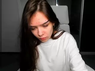 LaylaShineee's Live Sex Cam Show