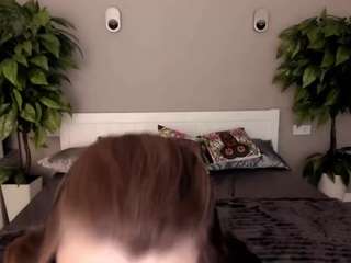 magicpeachs webcam model