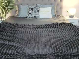 magicpeachs live cam profile