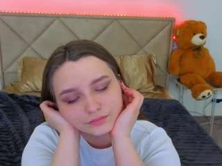 magicpeachs webcam
