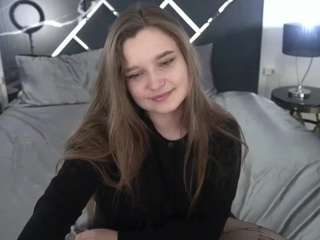 MagicPeachs live cam preview
