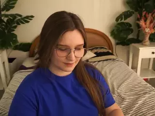 MagicPeachs's Live Sex Cam Show