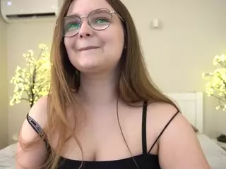 MagicPeachs's Live Sex Cam Show