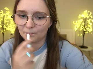MagicPeachs's Live Sex Cam Show
