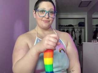 Live webcam model adrianeblake on Soda Cams