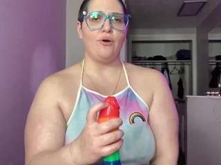 Live webcam model adrianeblake on Soda Cams