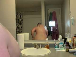 Live webcam model adrianeblake on Soda Cams