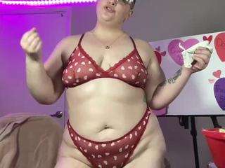 adrianeblake Live Webcam on CamSoda