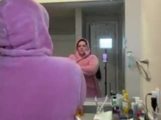 adrianeblake Live Webcam on CamSoda