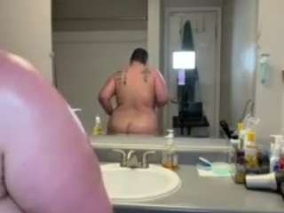 adrianeblake, female webcam model,  years old, on live webcam