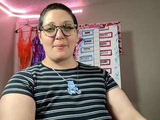 adrianeblake Live Webcam on CamSoda