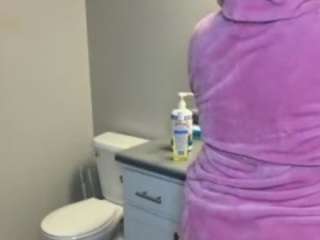 adrianeblake live cam profile