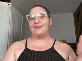 adrianeblake live webcam show