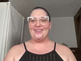 adrianeblake live webcam show
