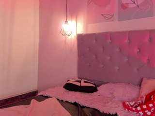 atenajb Live Webcam on CamSoda